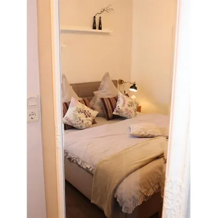 Ferienwohnung Kleine Auszeit am Schöneck Apartment